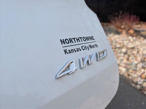 Used 2023 Ford Explorer ST-Line w/ Class IV Trailer Tow Package image 24