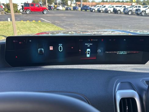 New 2025 Ford Expedition Max Active image 17