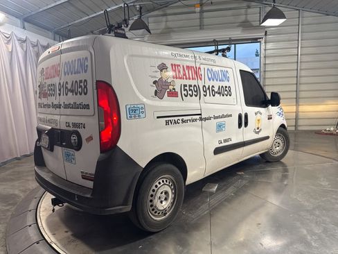 Used 2019 RAM ProMaster City Tradesman image 4