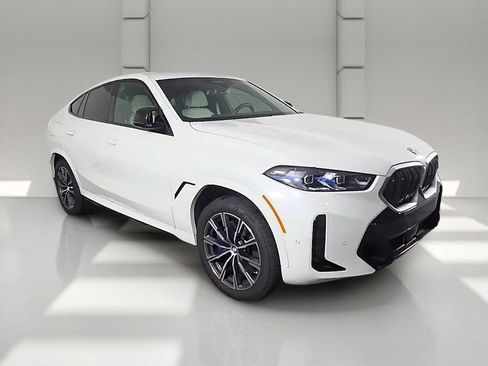 Used 2026 BMW X6 M60i AWD/4WD image 34