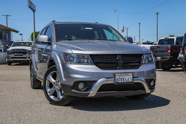 Used 2017 Dodge Journey Crossroad FWD image 1