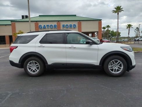 New 2026 Ford Explorer Active image 4