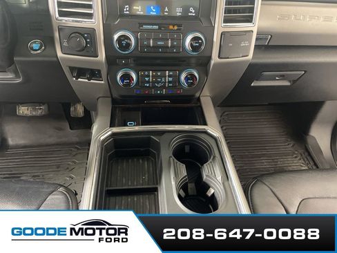 Used 2017 Ford F250 Platinum w/ Platinum Ultimate Package image 17