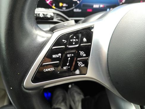 Used 2023 Mercedes-Benz GLC 300 4MATIC w/ Exclusive Trim Package image 38