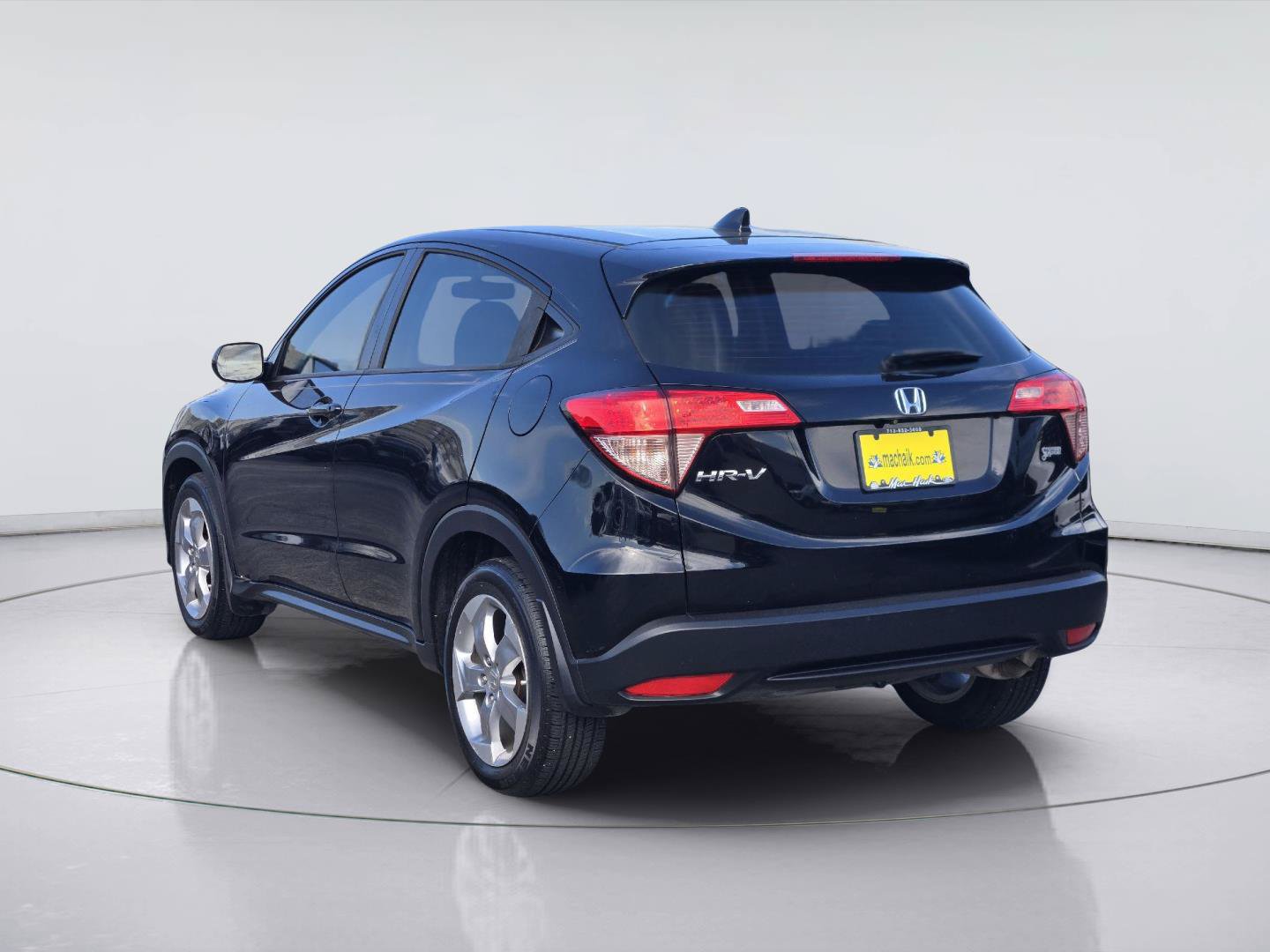 Used 2016 Honda HR-V LX image 5