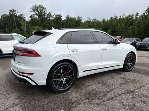 Used 2022 Audi Q8 Prestige AWD/4WD image 32