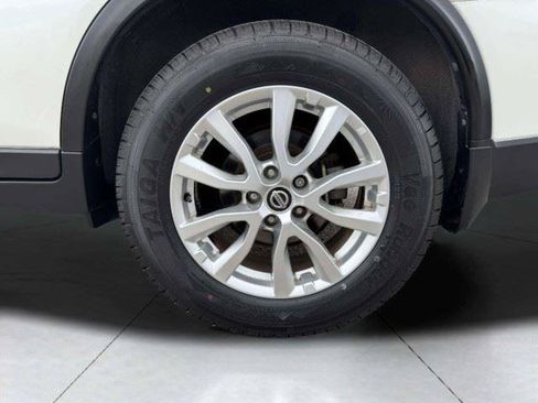 Used 2019 Nissan Rogue SV FWD image 63