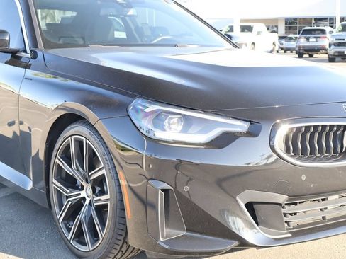Used 2022 BMW 230i Coupe w/ Convenience Package RWD image 9