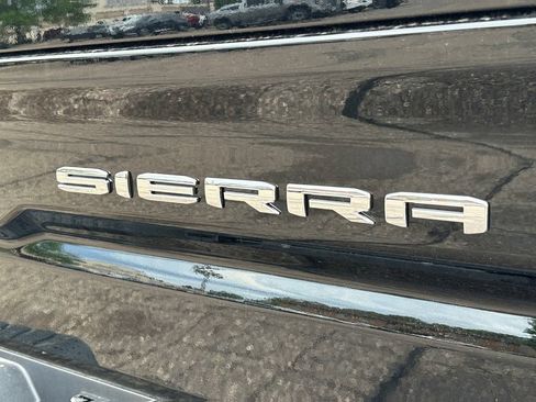 New 2026 GMC Sierra 1500 SLT w/ SLT Premium Plus Package AWD/4WD image 10