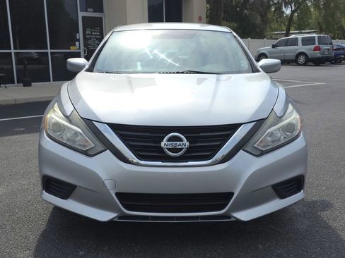 Used 2016 Nissan Altima 2.5 S w/ Power Driver Seat Package image 2