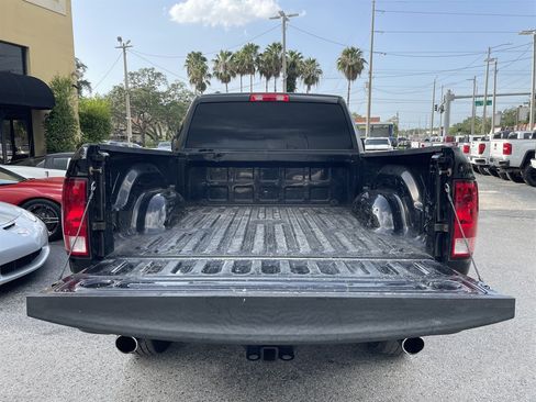 Used 2015 RAM 1500 Express RWD image 40