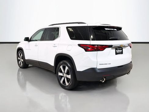 Used 2023 Chevrolet Traverse LT w/ LT Premium Package AWD/4WD image 7