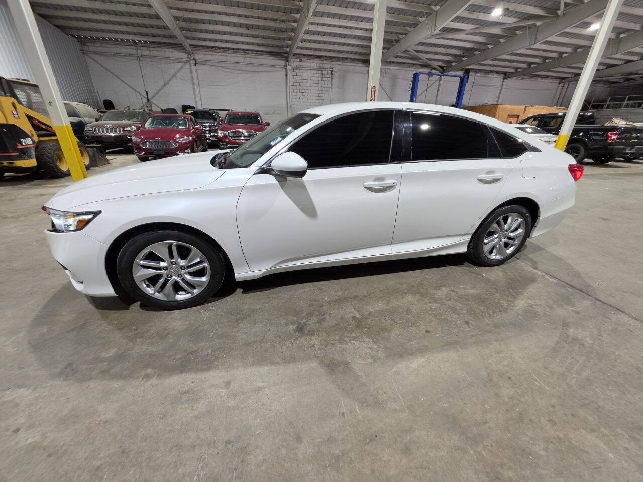 Used 2019 Honda Accord LX image 4
