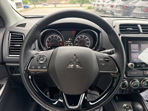 Used 2023 Mitsubishi Outlander Sport SE AWD/4WD image 15