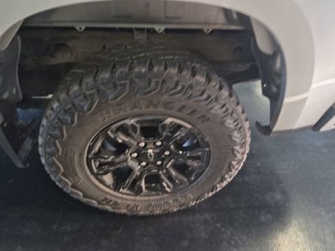 Used 2019 Chevrolet Silverado 1500 RST w/ All-Star Edition RWD image 23