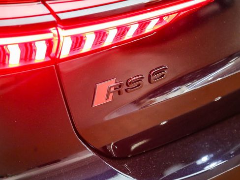 Certified 2021 Audi RS 6 w/ Executive Package AWD/4WD image 13