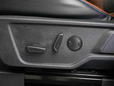 Used 2022 Ford Bronco Outer Banks AWD/4WD image 31