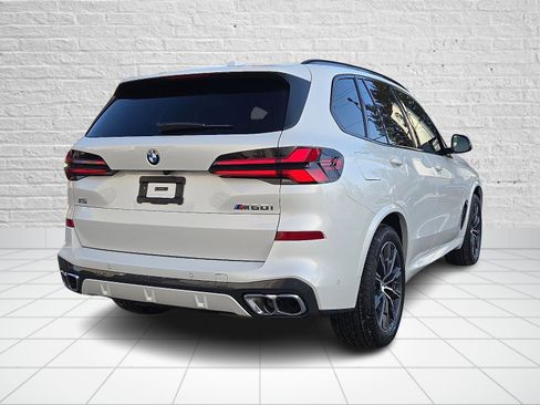 New 2026 BMW X5 M60i image 4