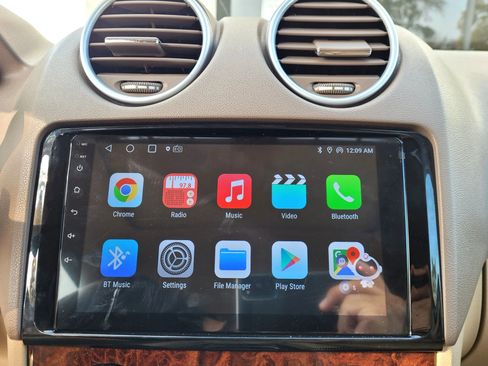 Used 2010 Mercedes-Benz ML 350 2WD image 29