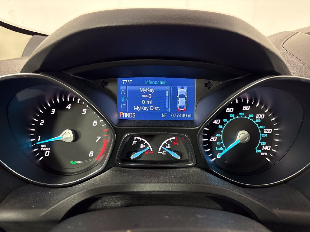 Used 2015 Ford Escape SE FWD image 21