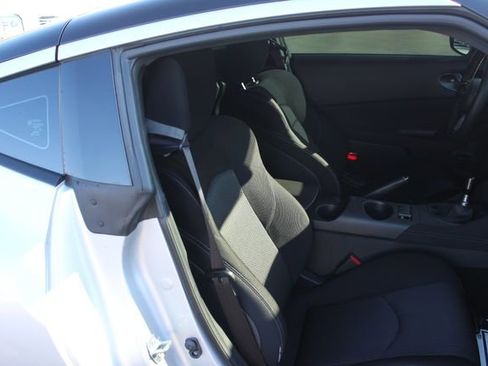 Used 2025 Nissan Z Sport w/ Floor Mat Package image 22