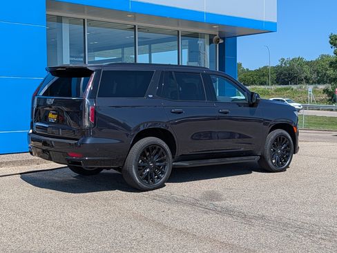 Used 2023 Cadillac Escalade Premium Luxury w/ LPO, Floor Liner Package AWD/4WD image 3