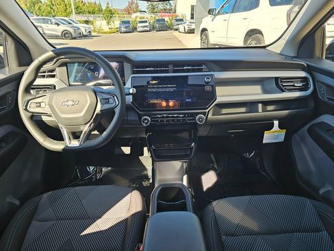 New 2027 Chevrolet Bolt LT w/ Comfort Package FWD image 22