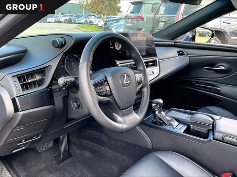 Used 2022 Lexus ES 350 w/ Premium Package image 14