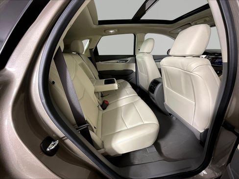 Certified 2023 Cadillac XT5 Premium Luxury w/ Technology Package AWD/4WD image 25