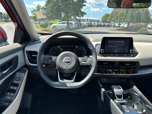 Certified 2023 Nissan Rogue SV AWD/4WD image 16