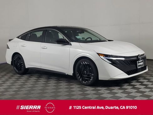 New 2026 Nissan Sentra SR w/ Floor Mat Package image 1