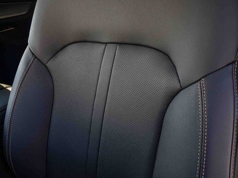 New 2025 MAZDA CX-70 Plug-In Hybrid w/ Premium Pkg image 28