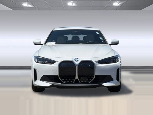 Used 2023 BMW i4 eDrive35 RWD image 6