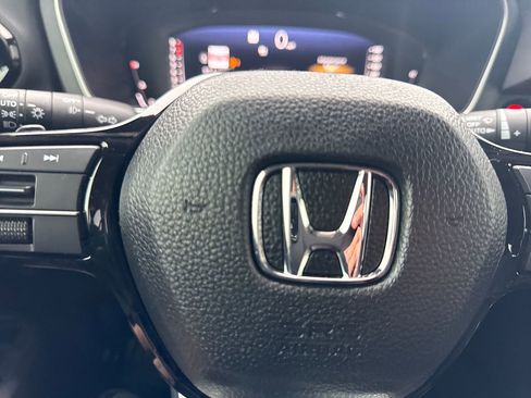 Used 2023 Honda Pilot Elite image 32