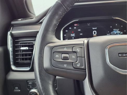 Used 2024 GMC Sierra 3500 Denali Ultimate AWD/4WD image 16