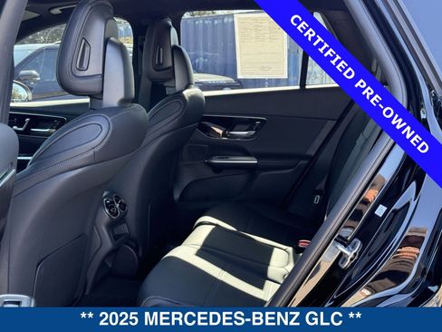 Used 2025 Mercedes-Benz GLC 300 image 15