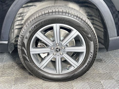 Used 2020 Mercedes-Benz GLS 450 4MATIC image 32