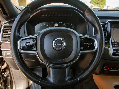 Used 2017 Volvo XC90 T6 Momentum w/ Vision Package AWD/4WD image 17