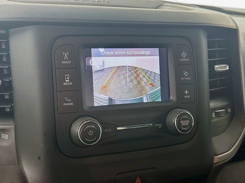 Used 2024 RAM 2500 Tradesman w/ Chrome Appearance Group image 19