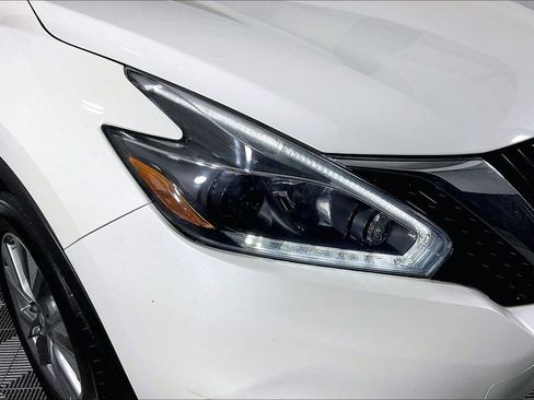 Used 2018 Nissan Murano SL w/ Moonroof Package image 39