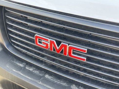 New 2025 GMC Savana 3500 LS image 31
