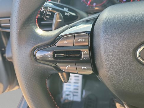 Certified 2022 Hyundai Elantra N Line image 18