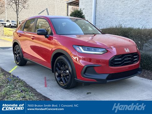 Certified 2025 Honda HR-V Sport image 1