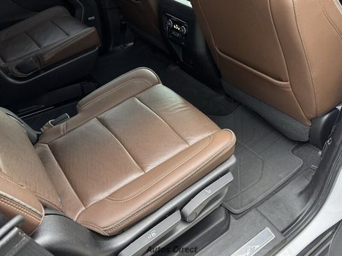 Used 2021 Chevrolet Tahoe High Country RWD image 25