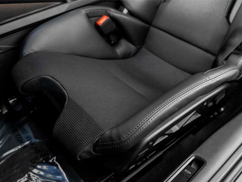 Used 2026 Porsche 911 GT3 w/ Lightweight Package In Black image 29