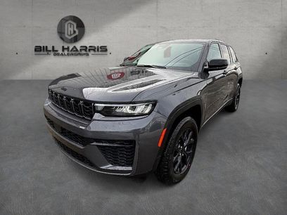 New 2026 Jeep Grand Cherokee Altitude