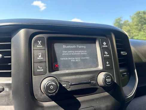 Used 2019 RAM 2500 Tradesman w/ Chrome Appearance Group AWD/4WD image 23