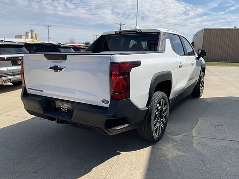 New 2026 Chevrolet Silverado EV W/T AWD/4WD image 6