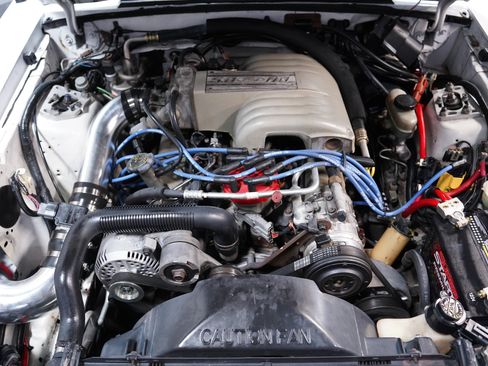 Used 1993 Ford Mustang GT RWD image 3