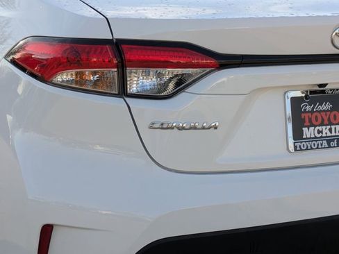 Used 2025 Toyota Corolla LE image 7